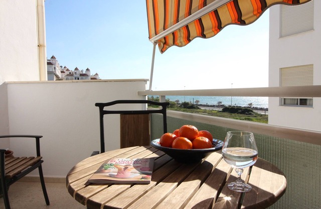 Beach & Family. Piso familiar con vistas al mar