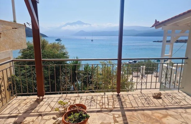 Beach front apartment Psili Ammos