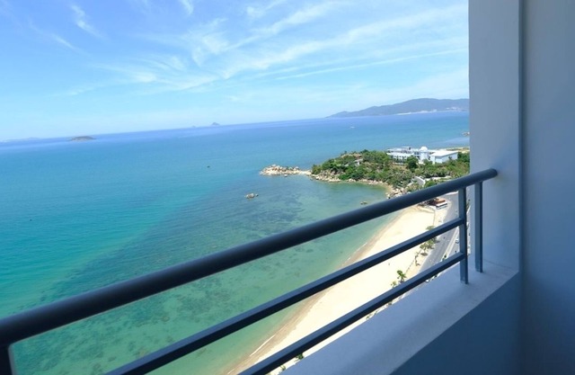 Beach Front Apartments Nha Trang