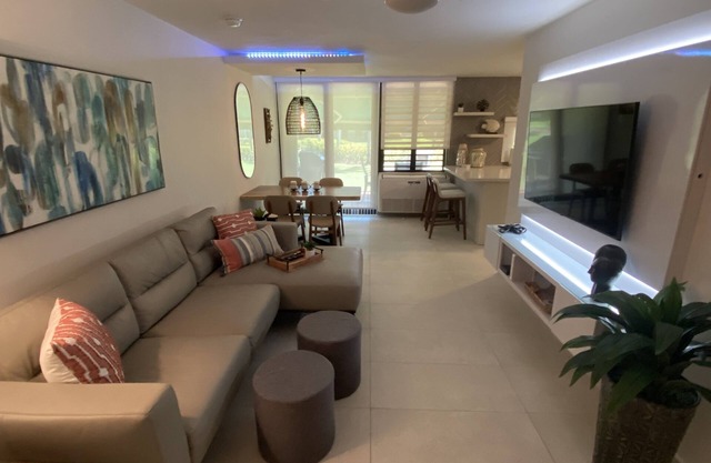 Encantador y verdaderamente condominio frente a la playa, listo para la temporada de alquiler