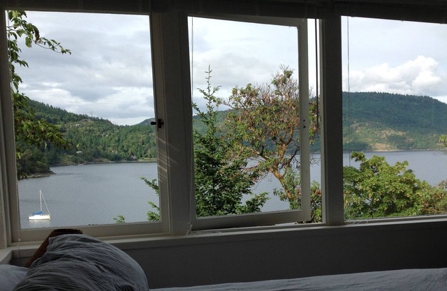 Casa frente a la playa en Maple Bay