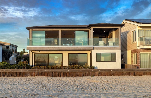 BEACH FRONT DREAM
