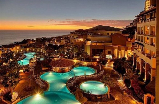 Frente a la playa Executive Suite w / Sky Pool !!!