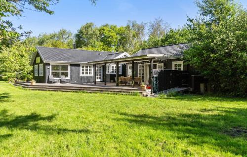 Beach Front Home In Bogense With Wifi