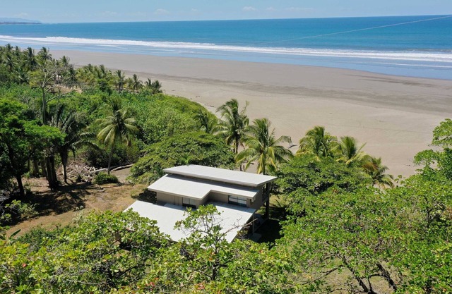 Casa de vacaciones frente a la playa!