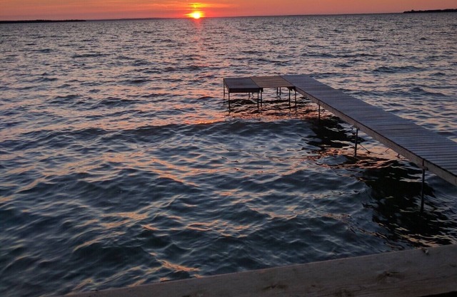 Frente privado a la playa, paraíso directamente en el lago Simcoe
