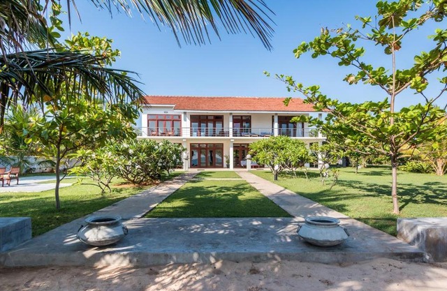 Beach Front Villa Nilaveli