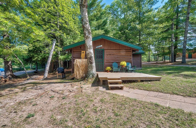 Beach + Game Room Access: Lakefront Levering Cabin
