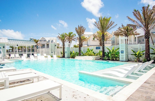 Beach Grace 204 TAI