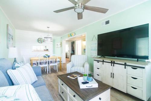 Beach Harbour 16 @ The Carolina Beach Boardwalk - Full Remodel!