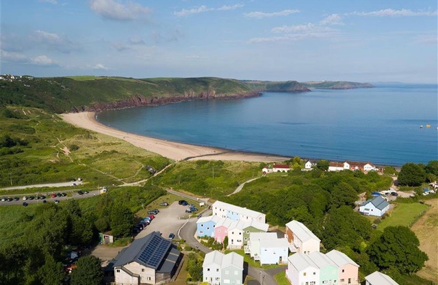 Beach Home 3 mins walk to beach - Freshwater East