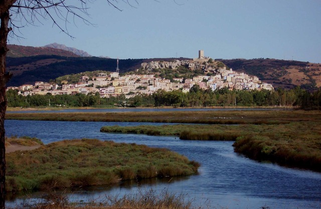 casa de playa de 800 metros de la playa en el pueblo medieval, Familia