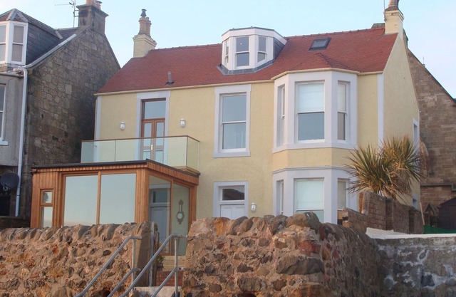 Casa de playa en Lower Largo con acceso directo al mar y hermosas vistas
