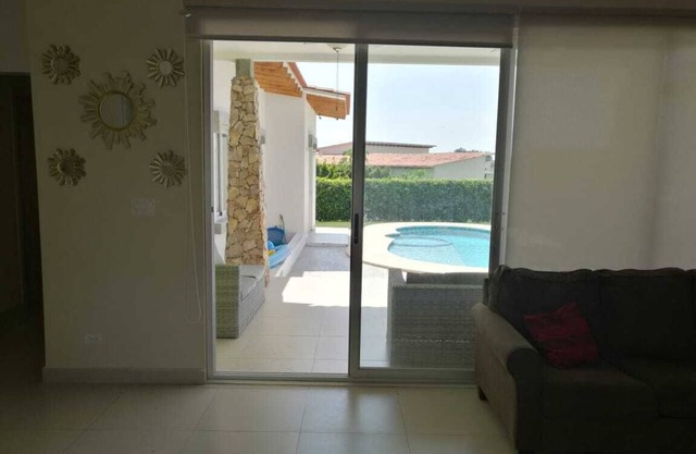 Moderna casa de playa en la ciudad de Panamá Punta Barco Viejo