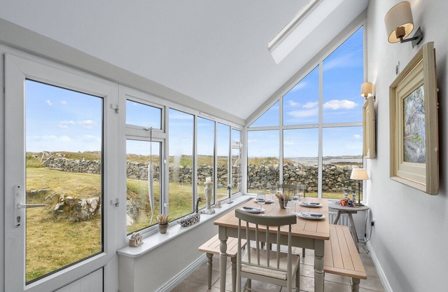 Beach House Luxury in Aillebrack