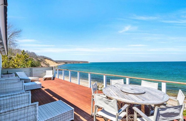 Beach House on Fort Pond Bay