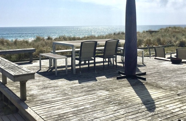 Beach House Pukehina - Excellent Beach Access