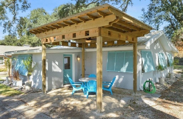 Shady Oaks Beach House Cabaña con vista al mar