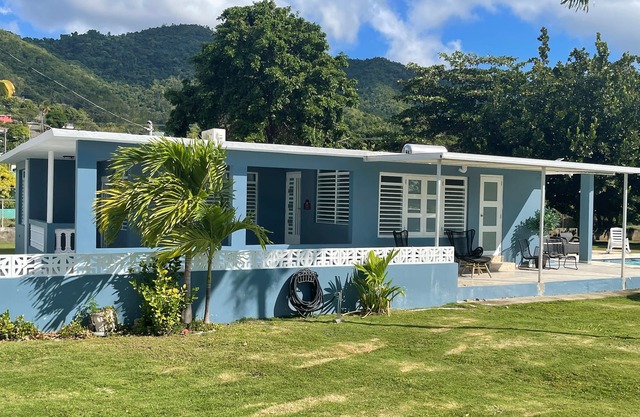 Beach House with Pool, Patillas PR