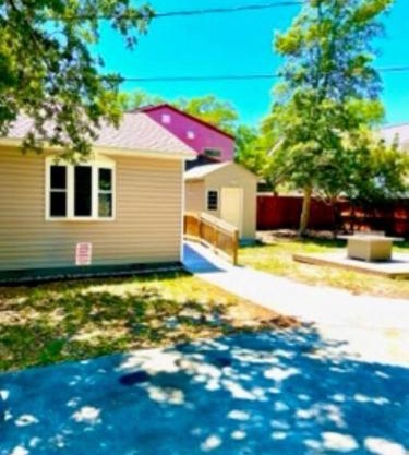 Beach Lovin/1 BR, handicap access, pets ok