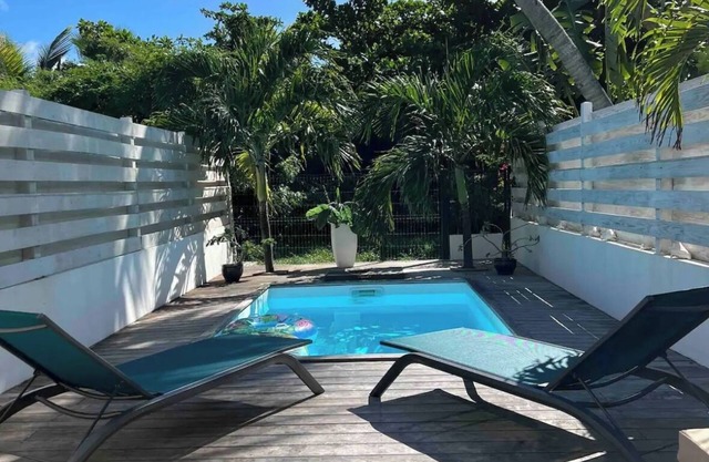 Beach villa secret sand