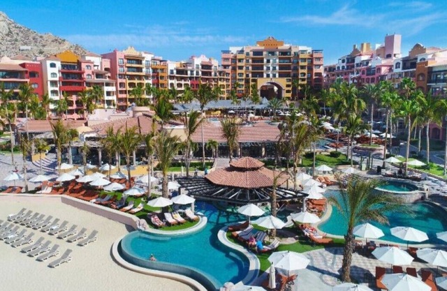 Beach Resort suites