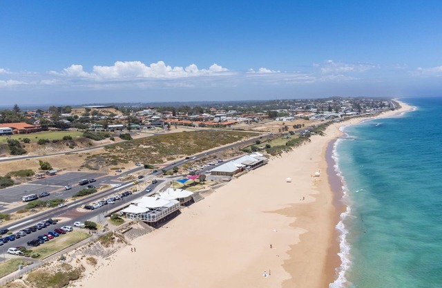 Beach Shack - Bunbury
