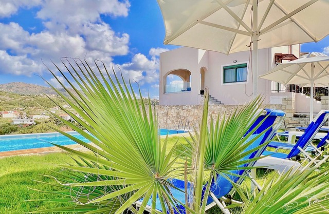 Beach Villa Evgenia with private pool