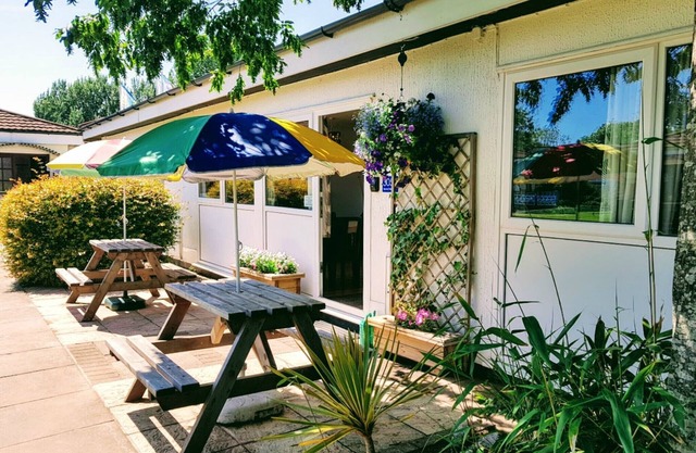 Chalet de 2 dormitorios en el 4 * Welcome Holiday Park, Dawlish Warren, Devon