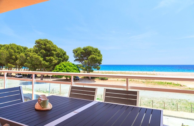 Apartamento familiar en zona tranquila · UHC ARCO DEL SOL 277