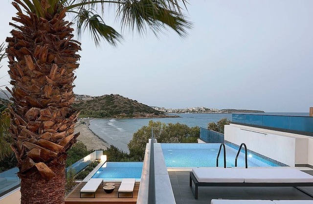 Beachfront 3 bedroom villa with a heated pool