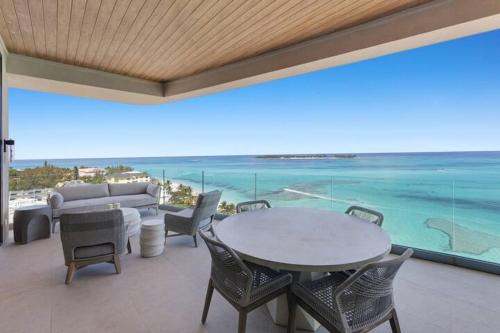 Beachfront 3 bedroom Luxury Residence