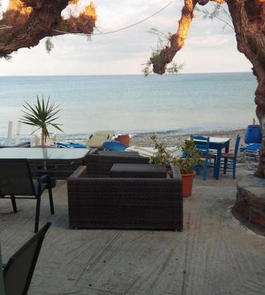 Beachfront Apartment Kato Zakros