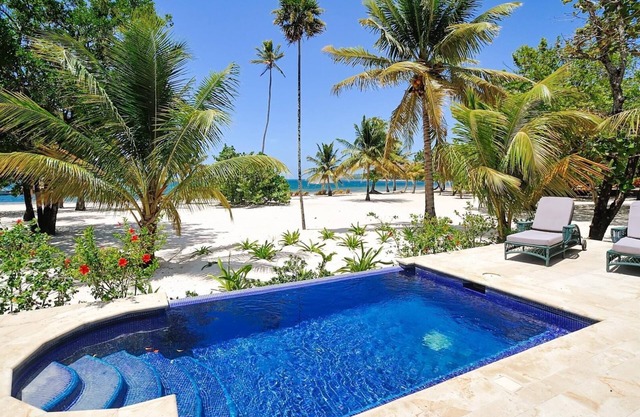 Frente a la playa | Piscina privada junto a la playa | Inmaculadamente mantenido | Resort de buceo privado