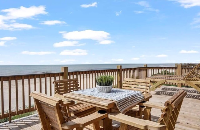 Beachfront Bliss | Steps to Sand + Ocean Views