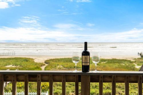 BeachFront Bliss-4BR-Million Dollar Views-Sleeps 8