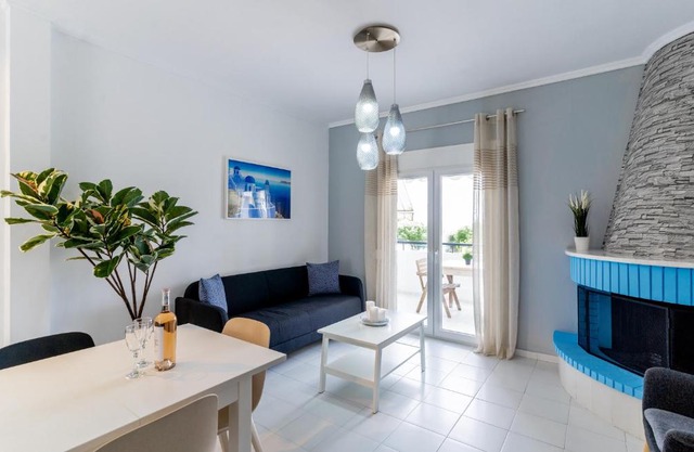 Beachfront Bliss by halu! Spacious vacation house