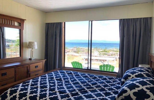 Beachfront Cabin 7