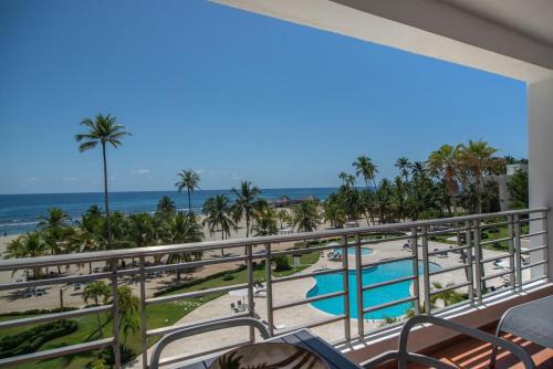 Beachfront Condo Costa del Sol Sleeps 6
