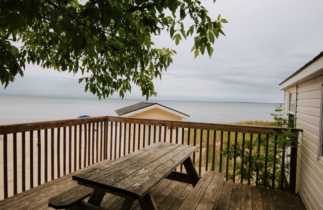 SANDPIPER BEACH RESORT - Cottage # 9