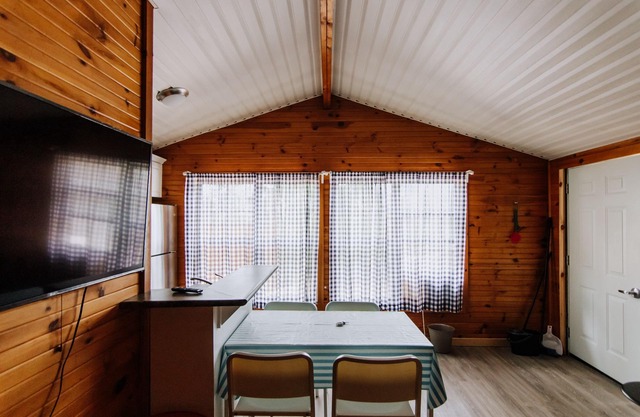 SANDPIPER BEACH RESORT - Cottage # 5
