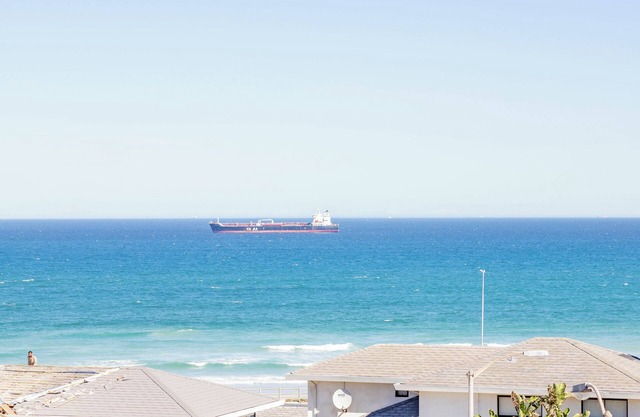 Beachfront paradise overlooking Robben Island and Atlantic ocean.