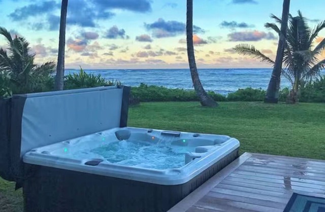 Beachfront Luxe Home on North Shore – Sleeps 18, AC, Hot Tub, Fire Pit & More!