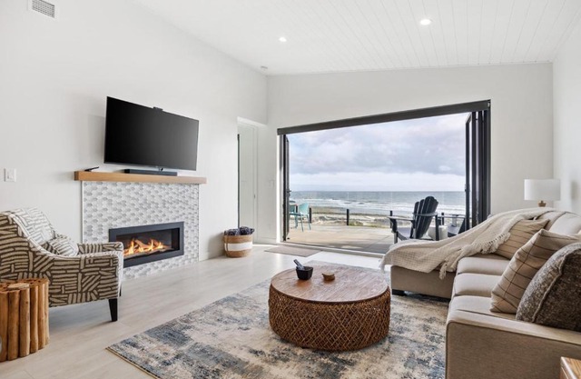 Beachfront Luxury Suite #15 at THE BEACH HOUSE
