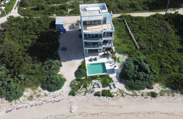 Beachfront Live Life Seaside