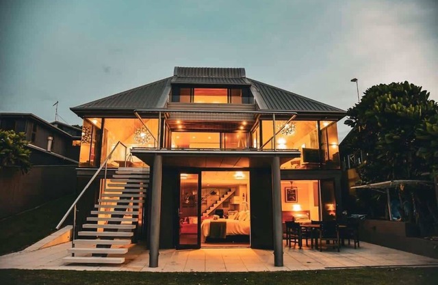 Beachfront Oakura - steps from stunning beach