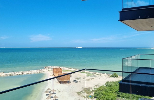 Beachfront Oceanview Luxury Apartment. (sleep up to 8) Yucalpeten Resort Marina.