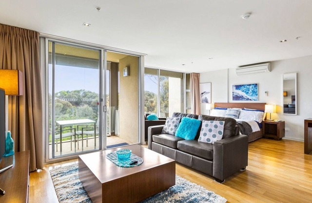 Beachfront Resort Torquay