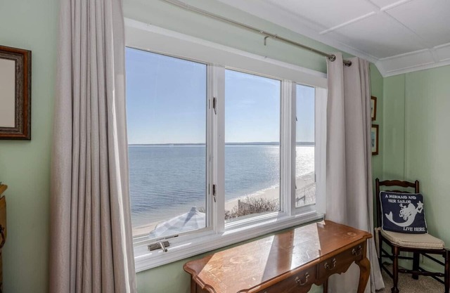 Beachfront Retreat - 5BR Home with Stunning Views