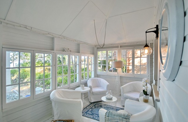 Retro Chic Waterfront Cottage